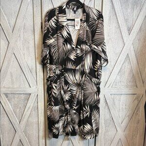 Torrid SZ 4 Black and White Palm Print Midi Dress